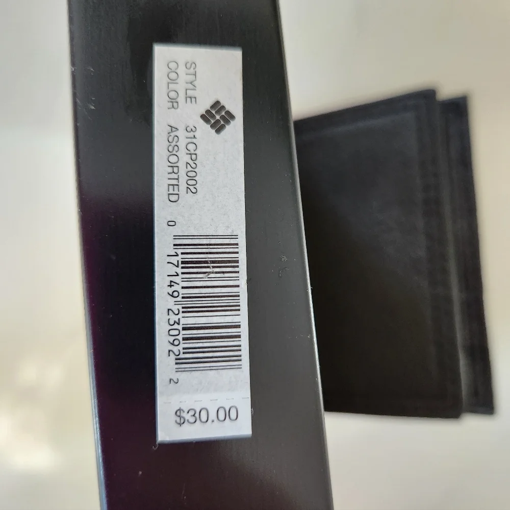 NEW ~ Columbia Tri-Fold Men's Wallet w/ Metal Case Black